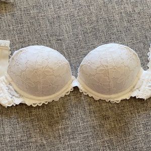 White push up bra - 34A like new